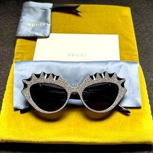 Gucci cat eye sunglasses